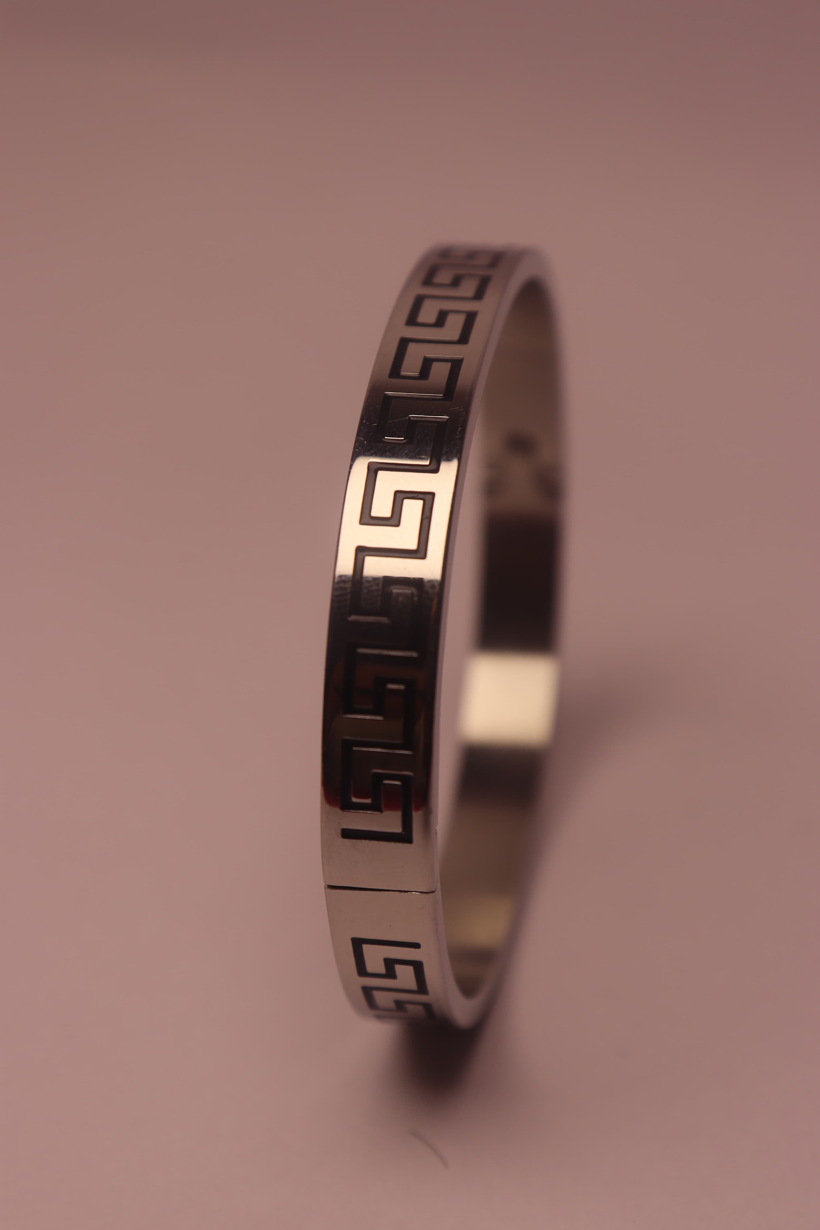 TITANMAZE BRACELET