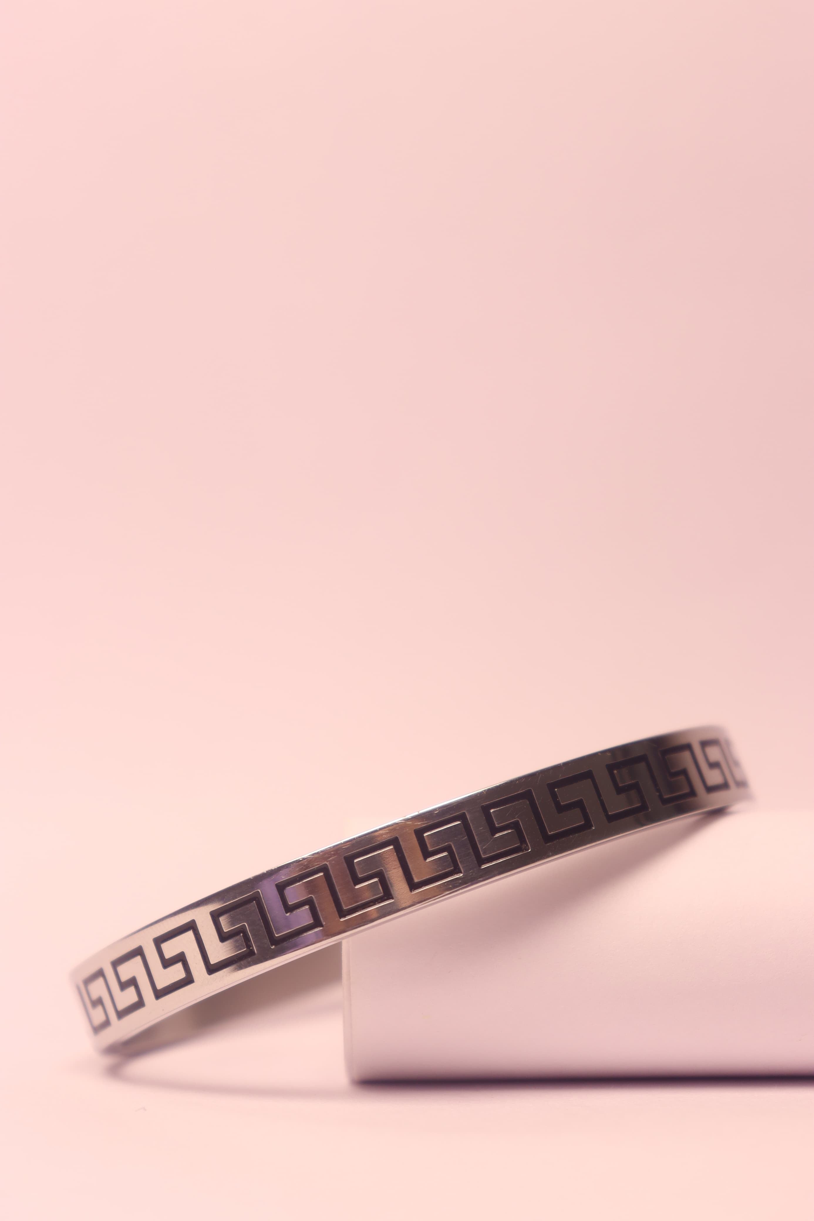 TITANMAZE BRACELET